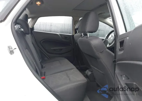 2013 Ford Fiesta Se z USA, uszkodzony, nr VIN 3FADP4BJ4DM223452